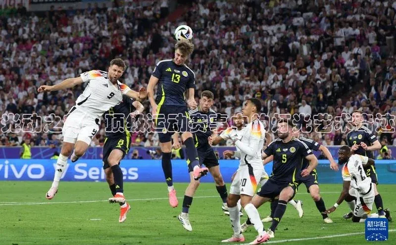 光动之韵：顶级运动赛事中的灯光艺术奇迹